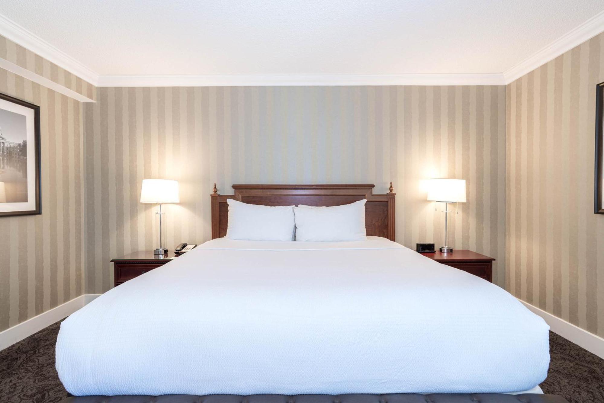 Sandman Signature Edmonton Downtown Hotel Ngoại thất bức ảnh