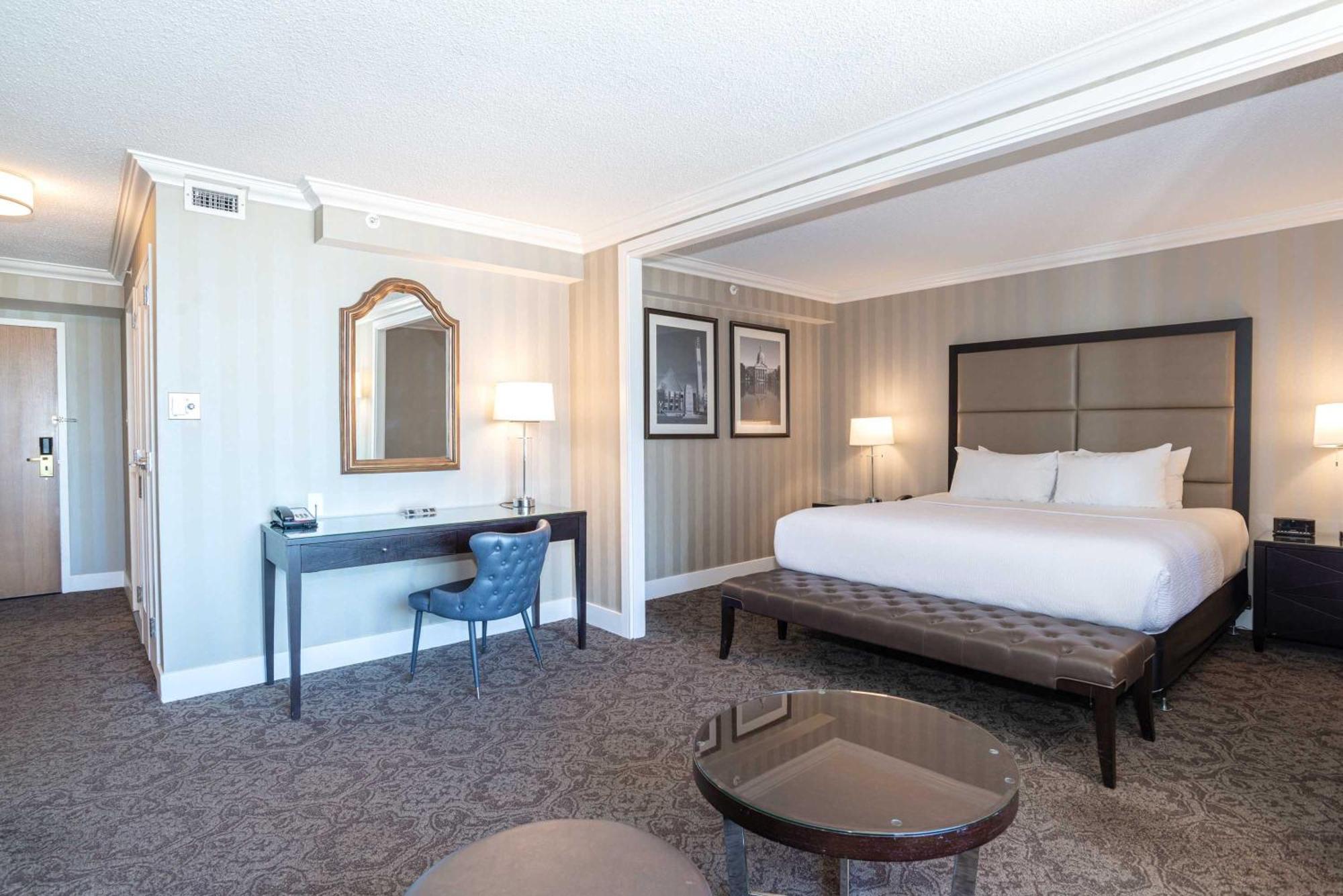 Sandman Signature Edmonton Downtown Hotel Ngoại thất bức ảnh